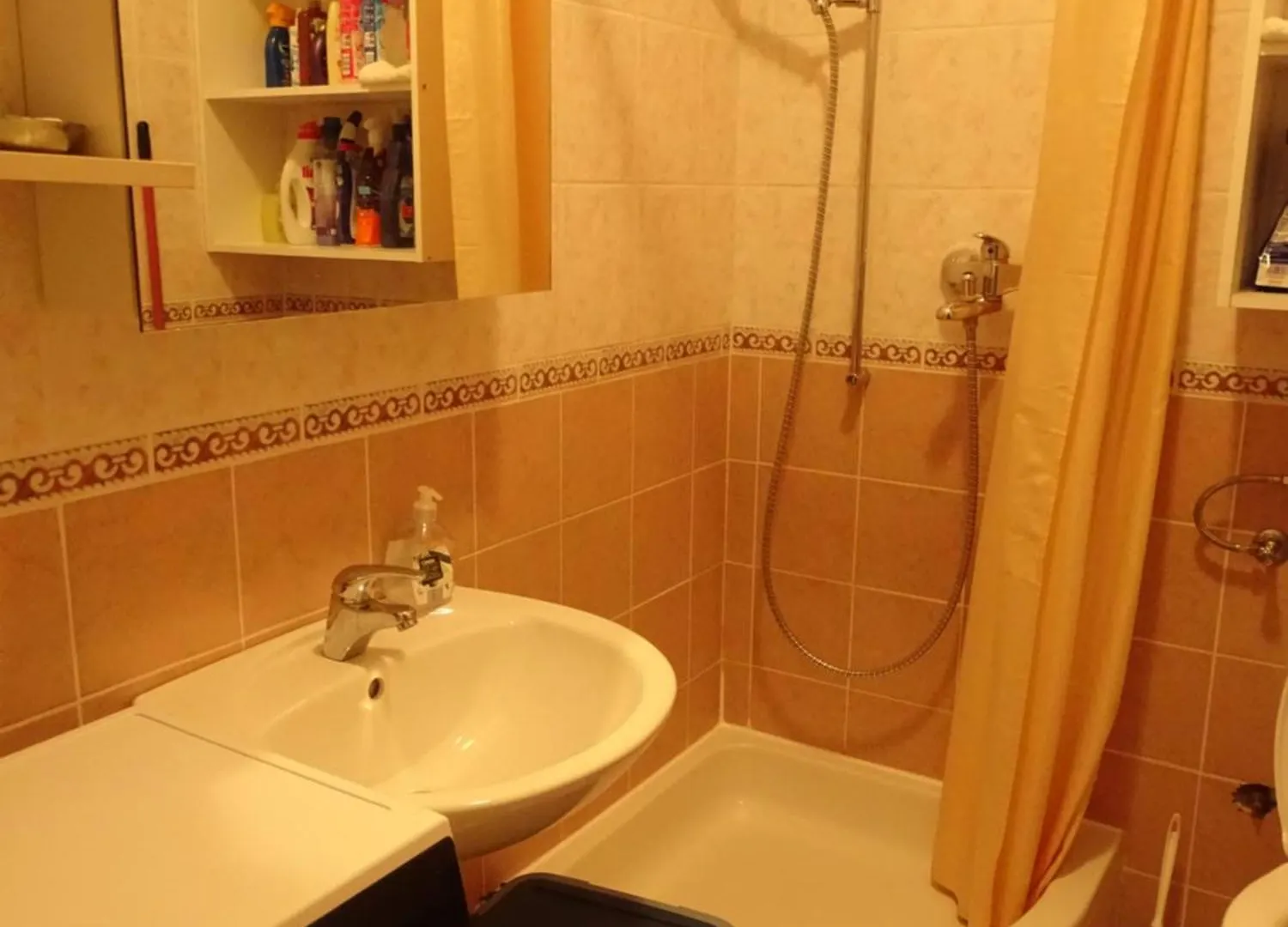 Comfortable Apartment With Kitchen, Close To Beautiful Beach Povljana 0*,  Croatia