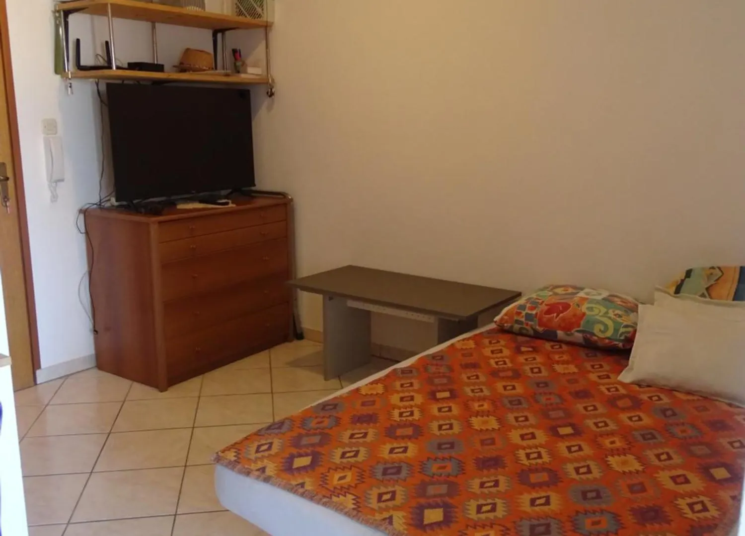 Comfortable Apartment With Kitchen, Close To Beautiful Beach Povljana Croatia